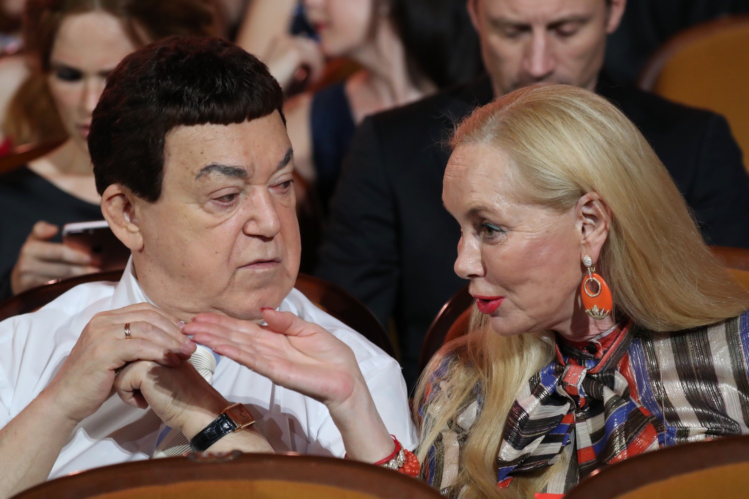 Гости вечера певец Иосиф Кобзон с женой Нелли.