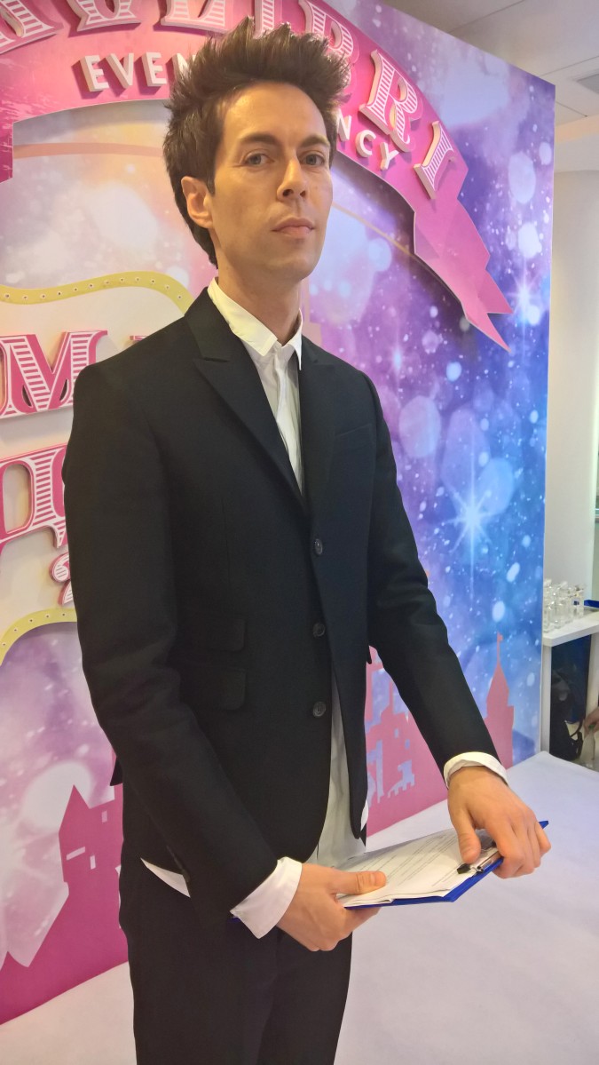 Ведущим вечера был певец Марк Тишман.