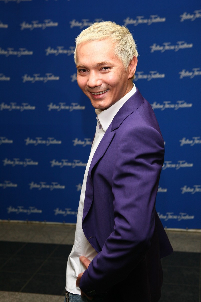 Олег Яковлев начал сольную карьеру в 2013 году.