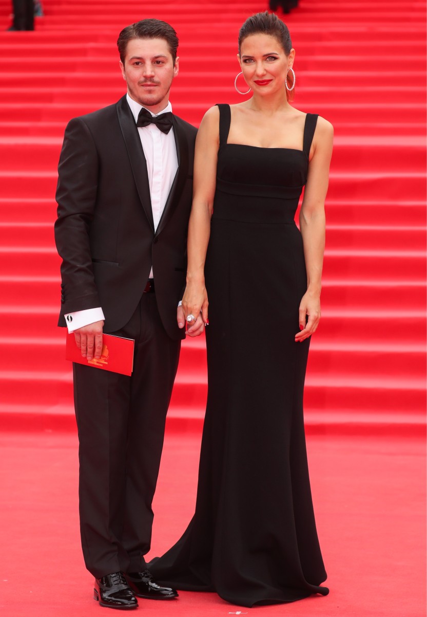 Актеры Екатерина Климова и Гела Месхи были одной из самых красивых пар на красной дорожке.