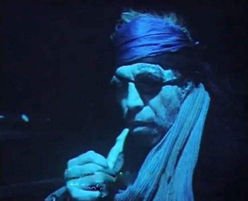 В том же году, что и знаменитое "Собачье сердце" был снят фильм "Кошкодав Сильвер", в котором Владимир Толоконников исполнил роль душегуба.