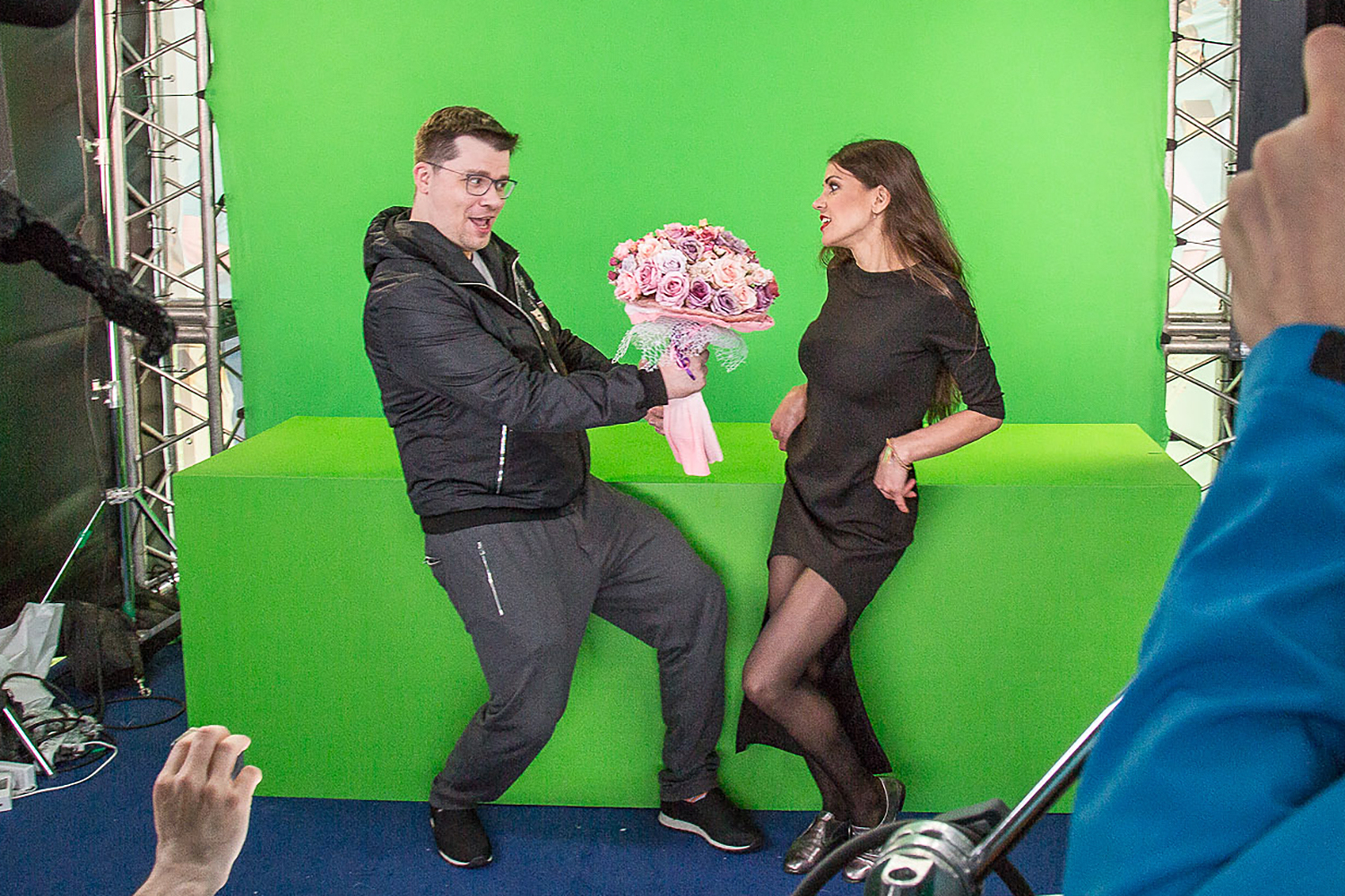 Гарик Харламов на съемках промовидео фестиваля.