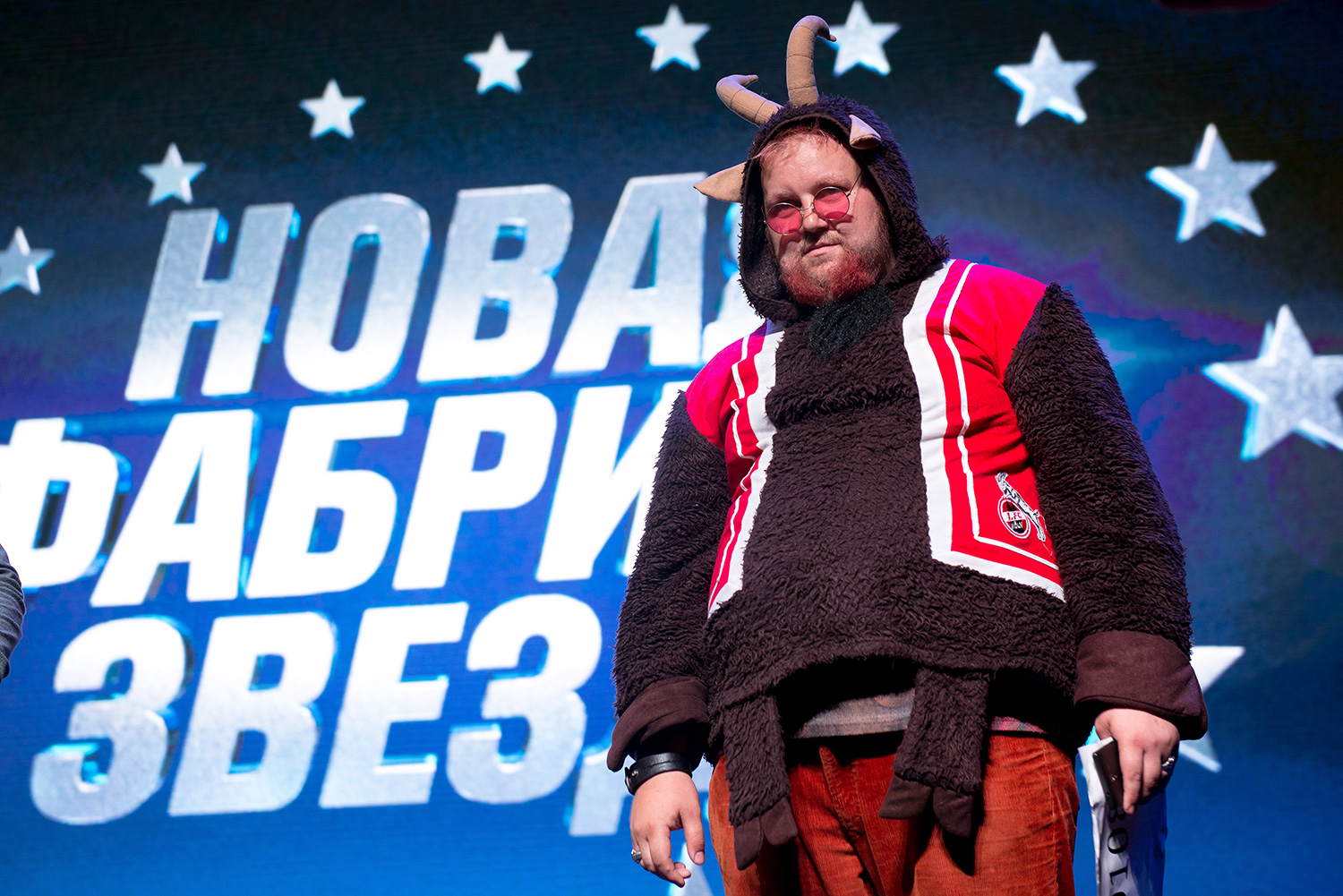 Иные предпочитали брать не голосом, но эпатажем.