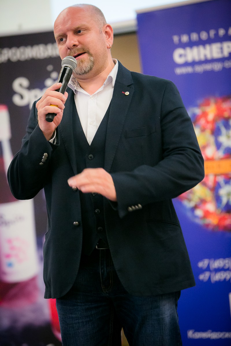 Григорий Шевчук (телеведущий программы "Званый Ужин").