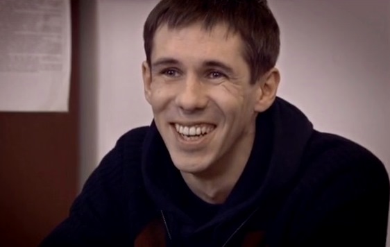 А во втором сезоне сериала "Сыщик районного масштаба" он воплотил на экране образ Сереги Кошкина.