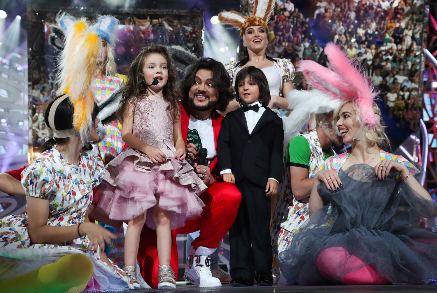 Филипп Киркоров вместе со своими детьми: дочкой Аллой-Викторией и сыном Мартином.