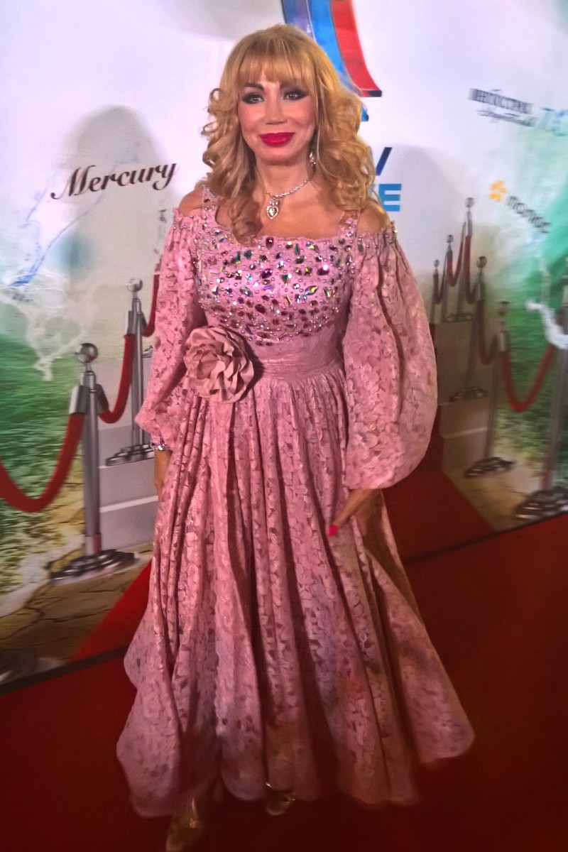 Певица Маша Распутина.