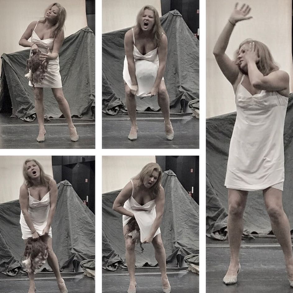 Артистка не боится показаться странной и некрасивой.