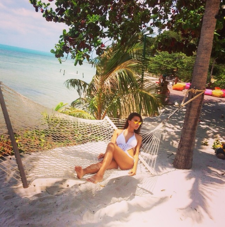 Модель Сарина Тай.