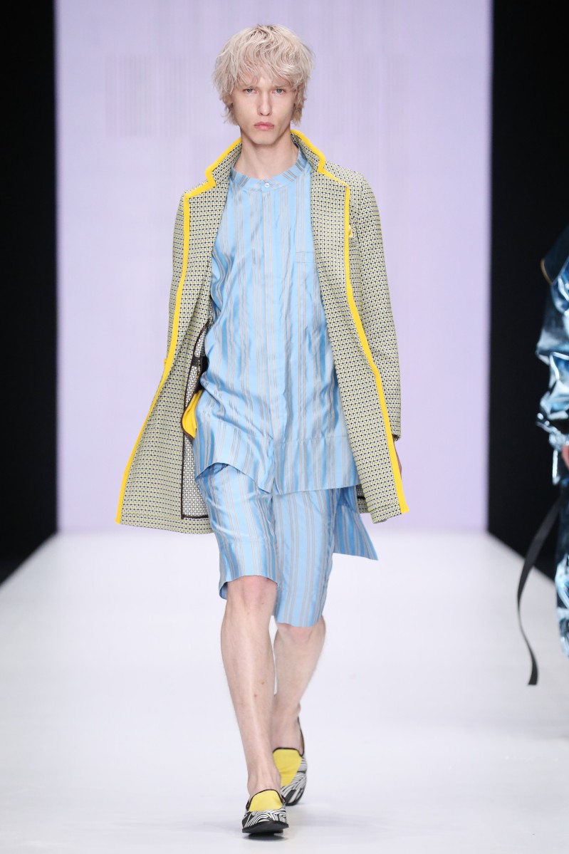 Философия бренда Anastasia Dokuchaeva – произвести wow-эффект и переместить человека в центр внимания. Безусловно, коллекция достигает поставленной цели.