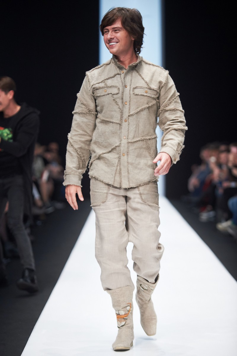 Показ экологической моды "Русская Арктика". Звездой шоу стал певец Прохор Шаляпин.