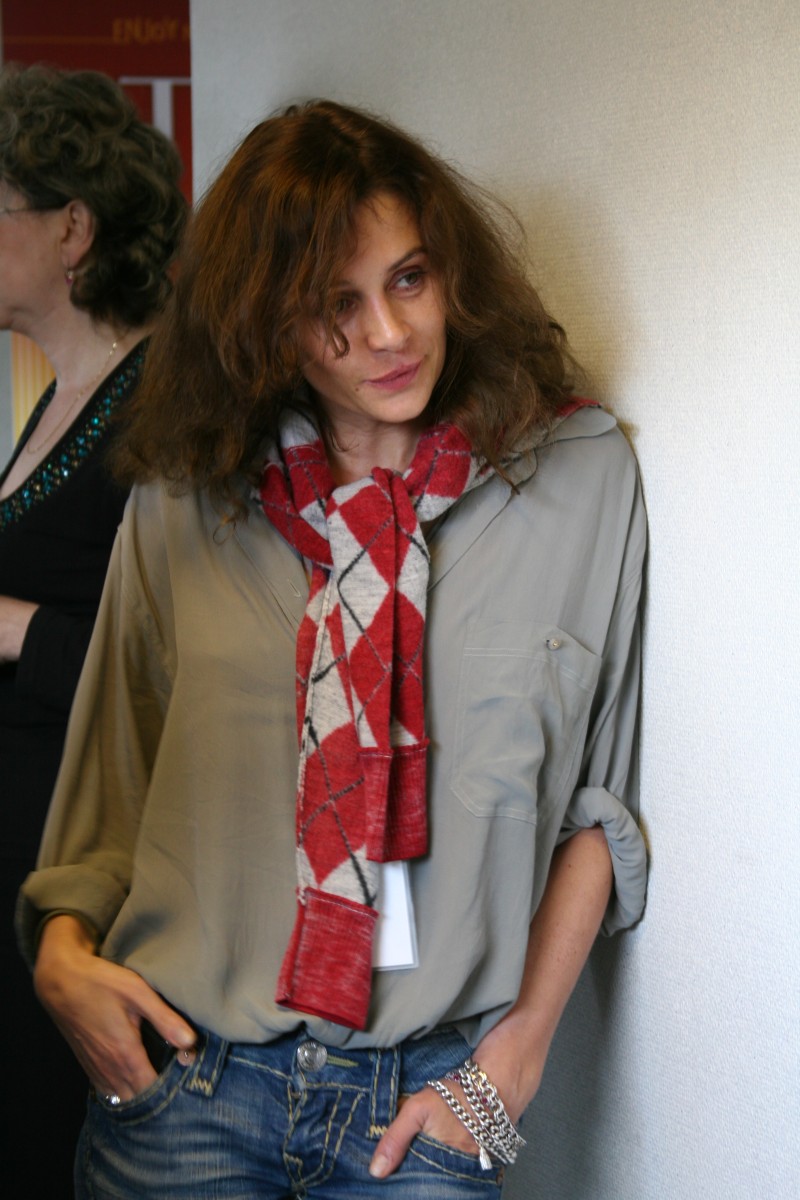 Актриса пошутила, что ей противопоказано воспитывать детей, поскольку она человек крайностей.