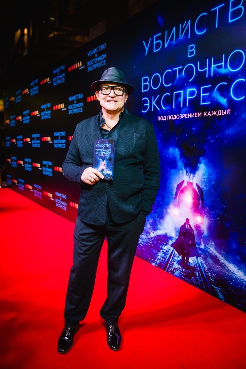 Телеведущий Дмитрий Дибров.