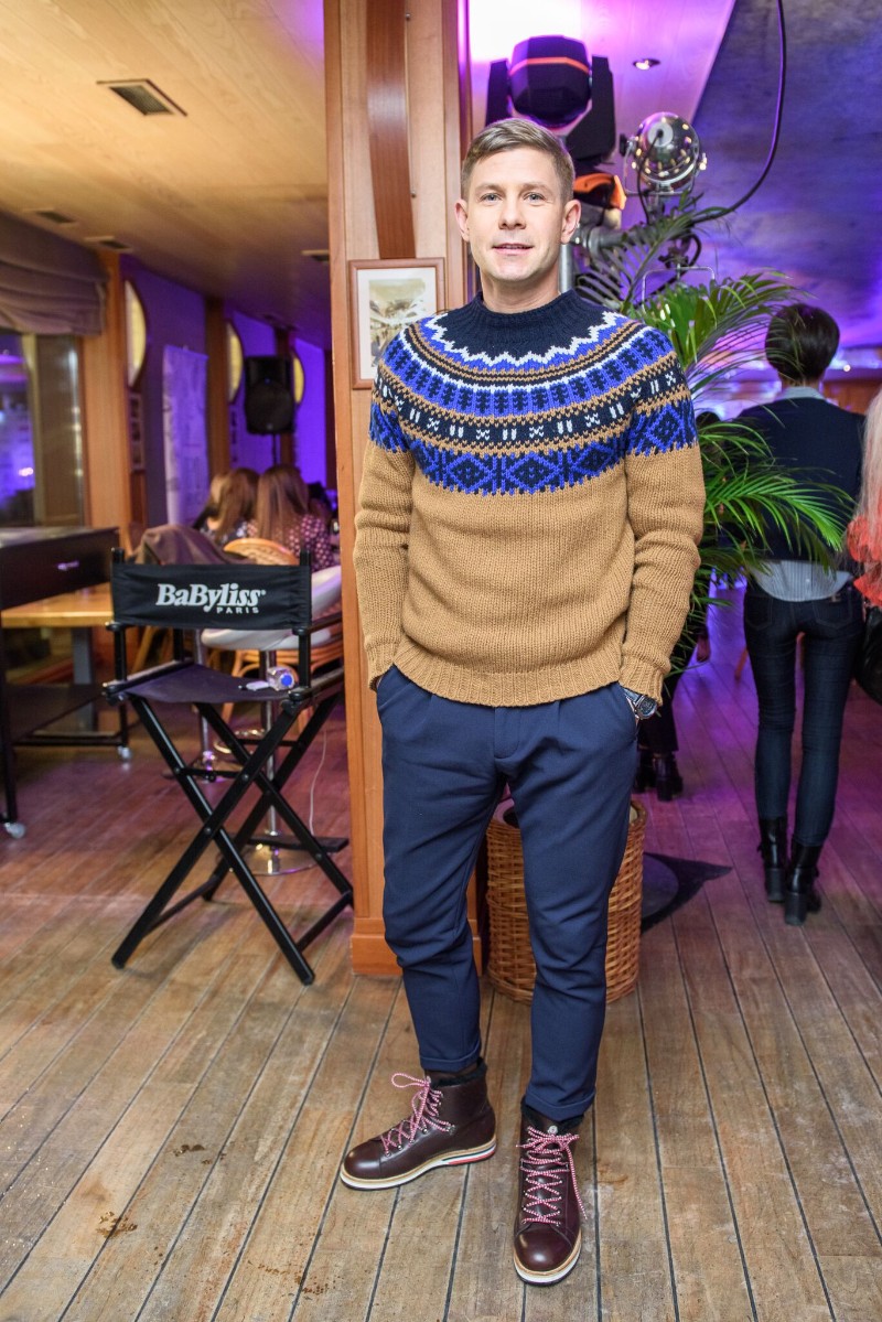 Певец Митя Фомин.