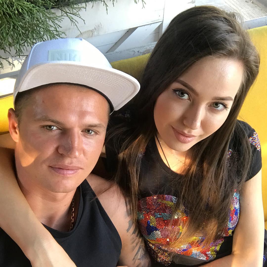 Затем пара отправилась в Дубаи.