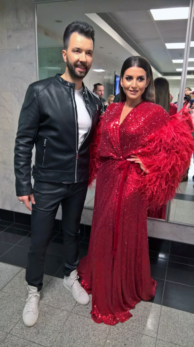 Жасмин и Денис Клявер спели песню "Я за тебя умру".