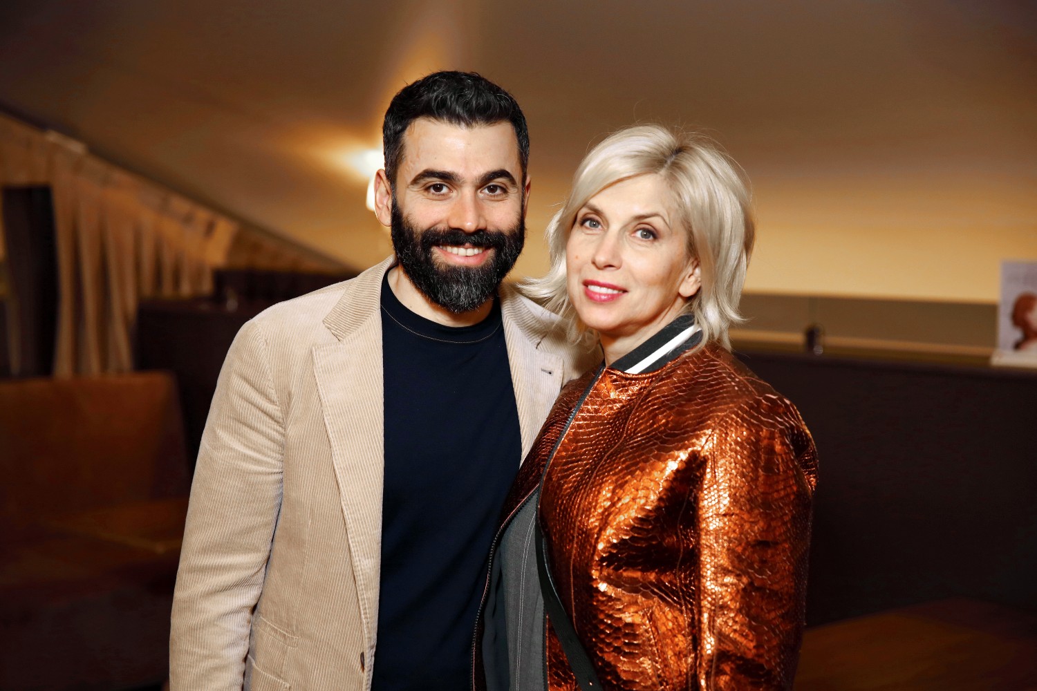 Алена Свиридова в свет одна не выходит.