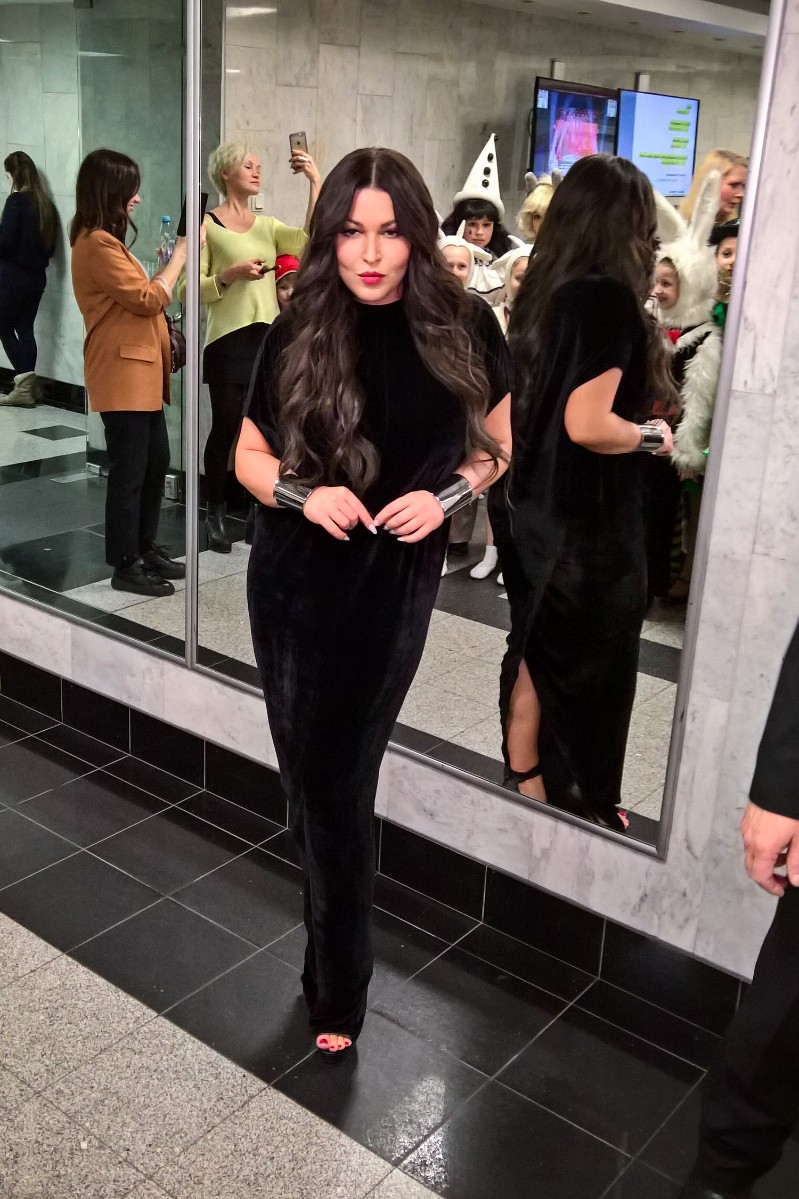 Ирина Дубцова призналась, что в спортзал не ходит, но выглядит все равно шикарно.