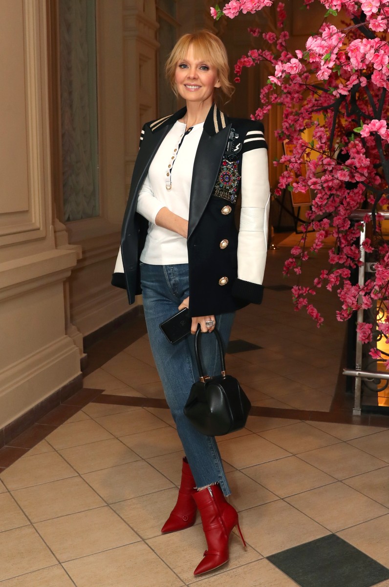 Певица Валерия.