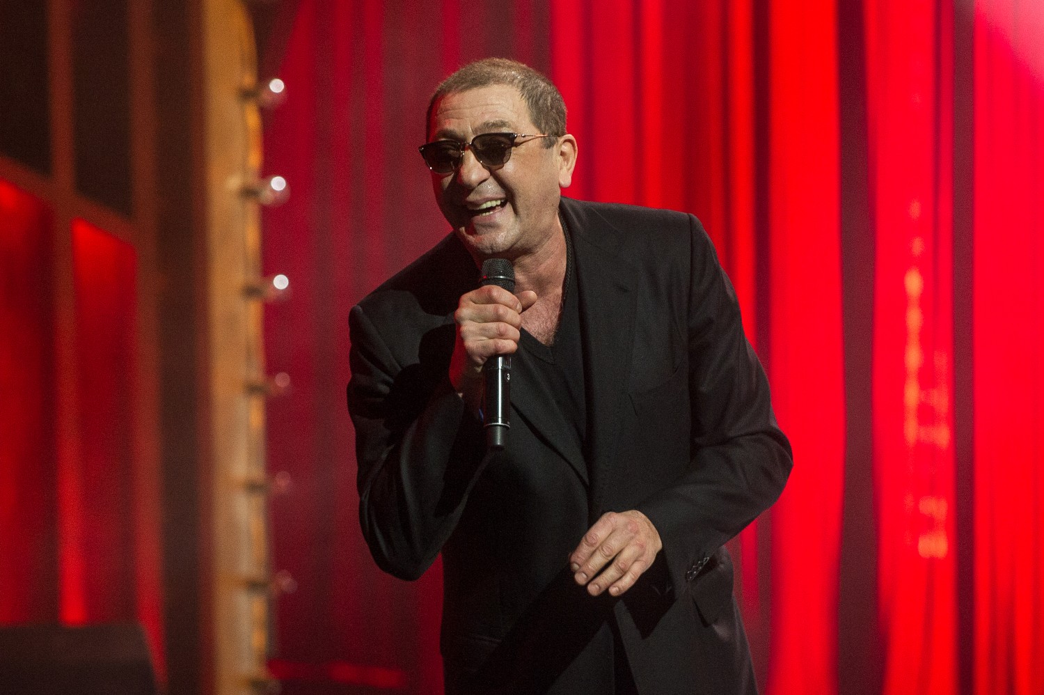 Манера Григория Лепса хорошо узнаваема.