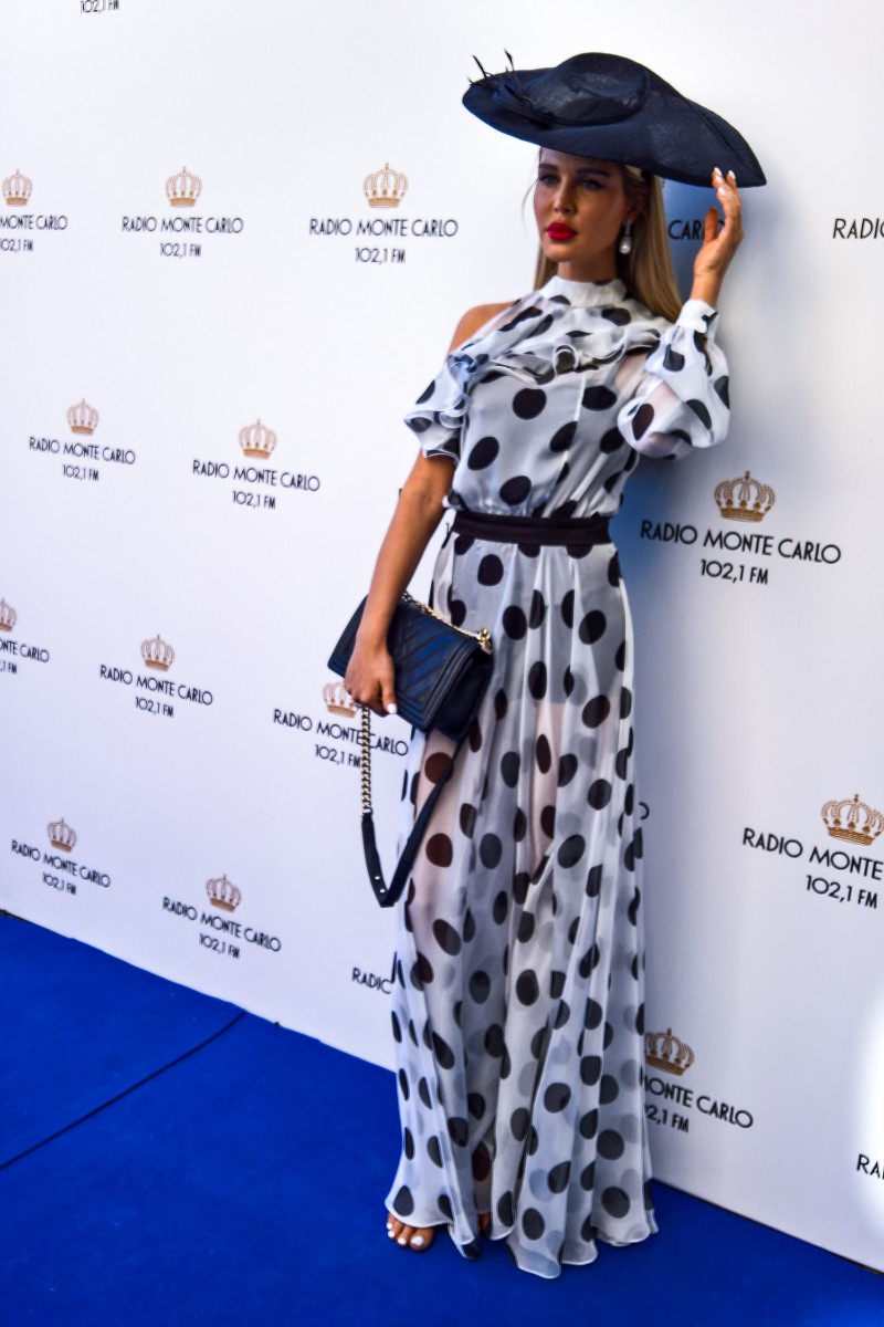 Мария Погребняк так громко болела за сборную России, что сорвала голос.