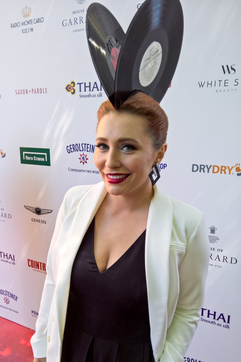 У Анастасии Спиридоновой был самый креативный головной убор.