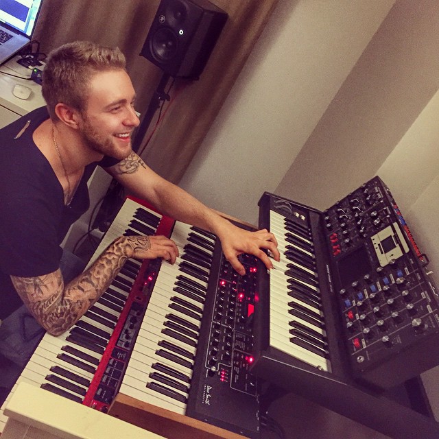 Егор Крид в рабочем процессе