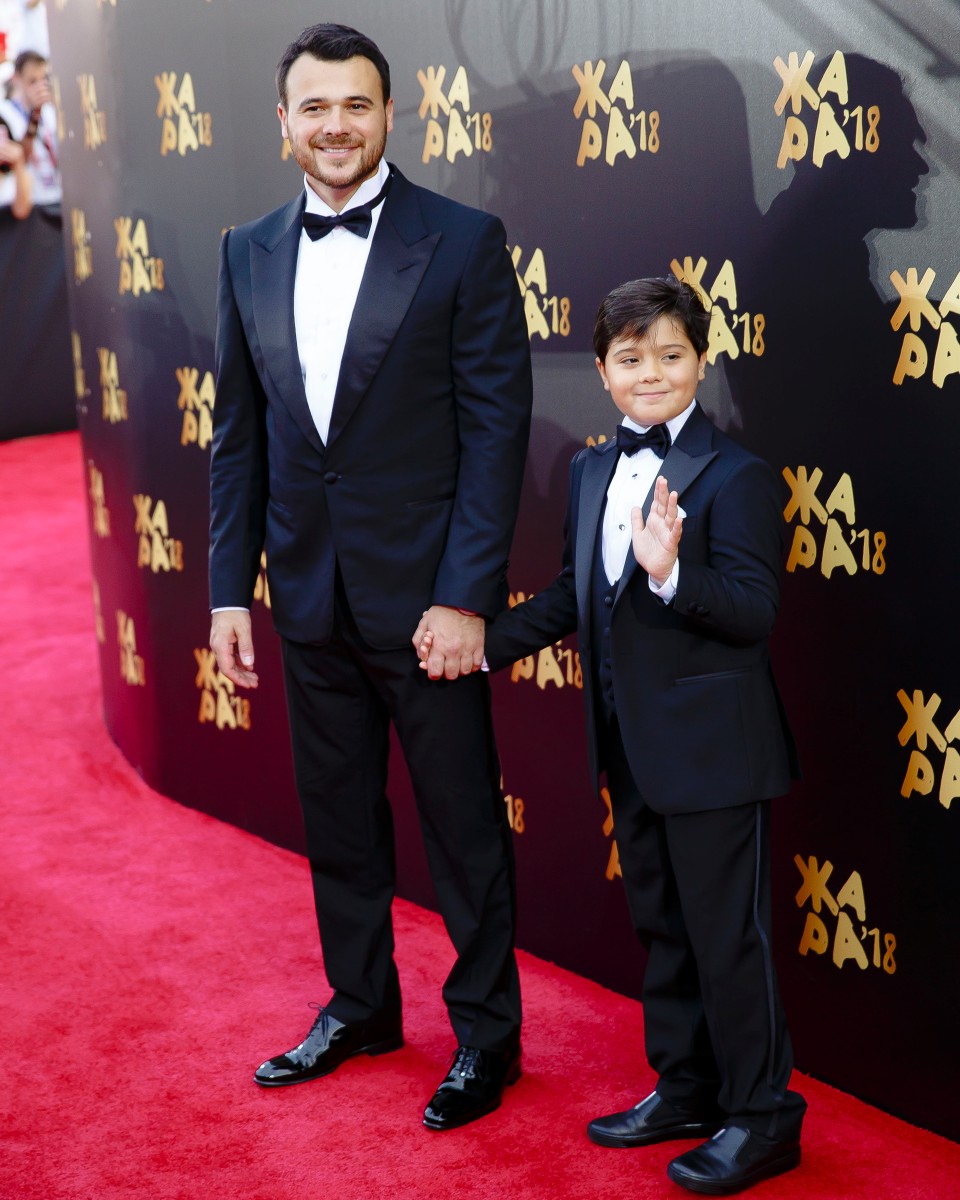 Эмин Агаларов (слева).