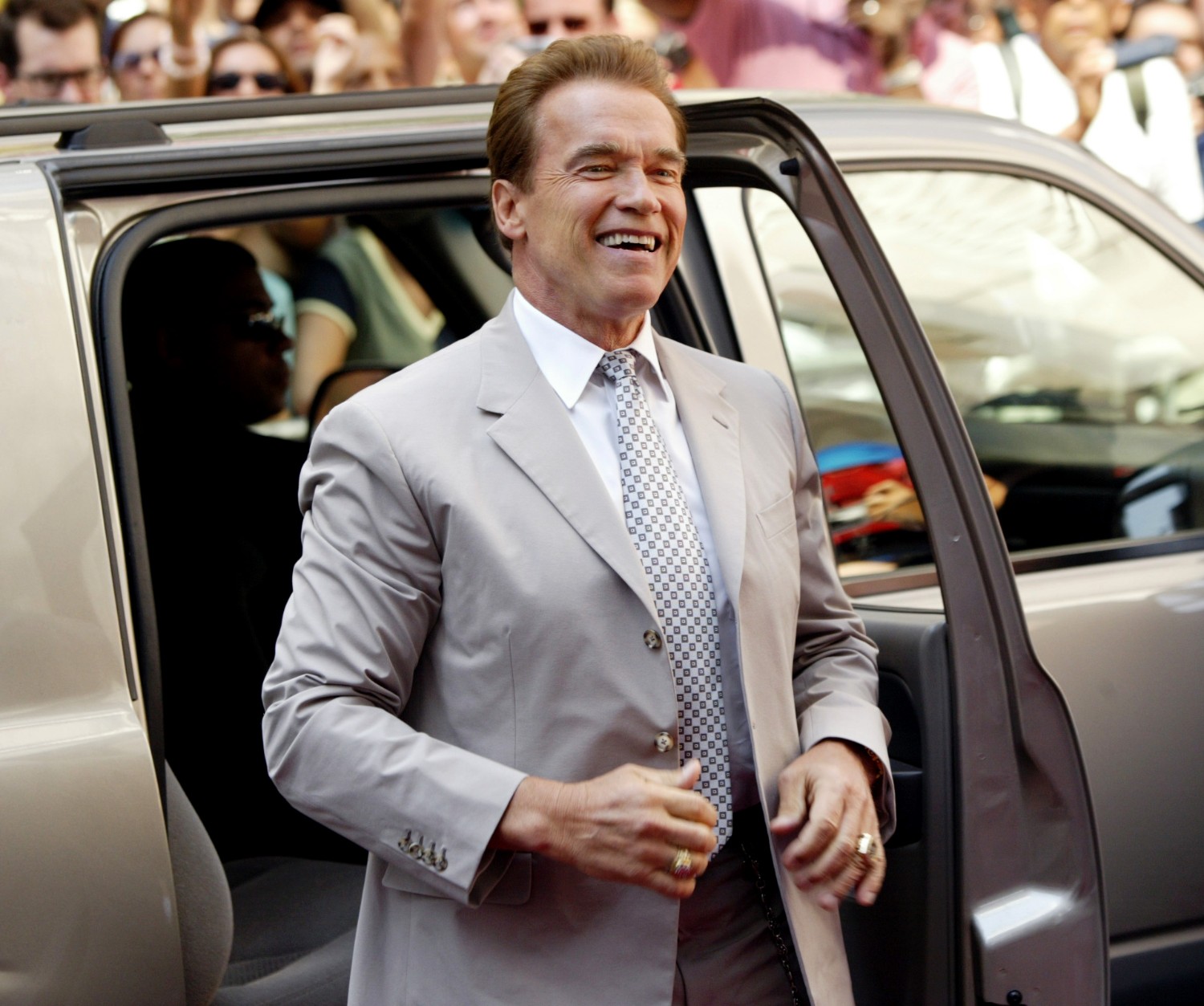 Единственная женщина, которую Терминатор повел к алтарю, стала матерью четырех детей Шварценеггера.