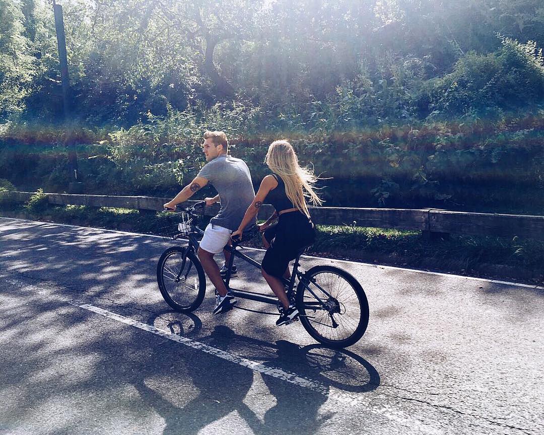 Информация о разводе Дакоты и Соколовского появилась в июле 2018 года.