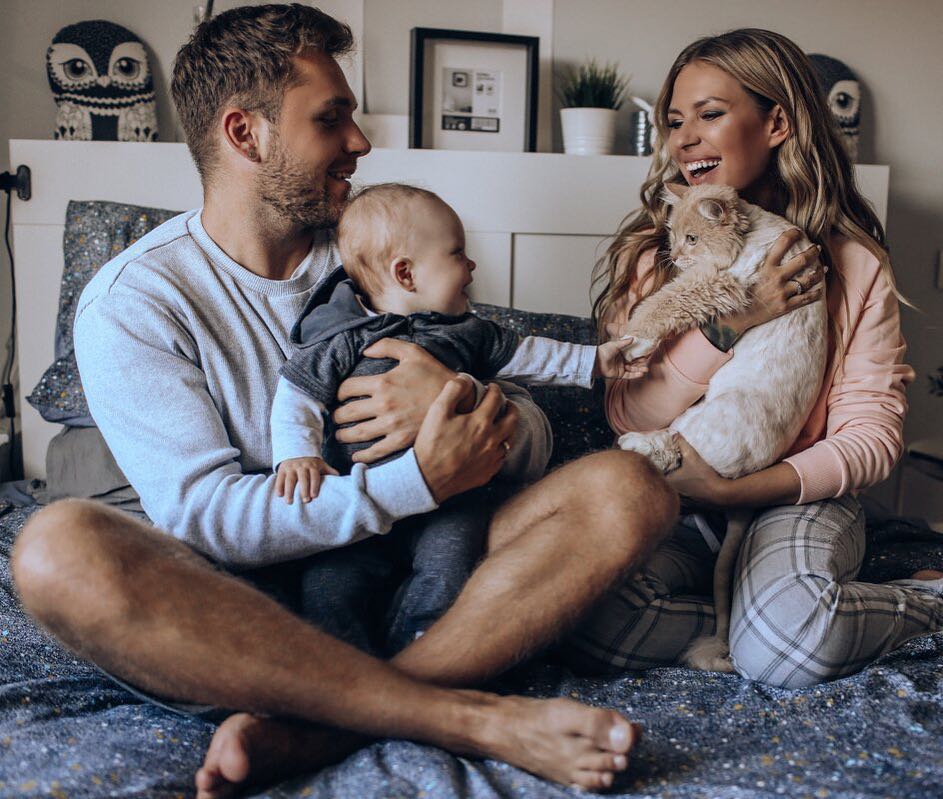 Теперь пару ждет долгий бракоразводный процесс.