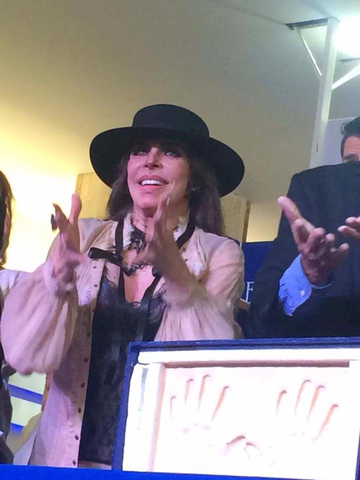 На счету актрисы множество наград и призов.