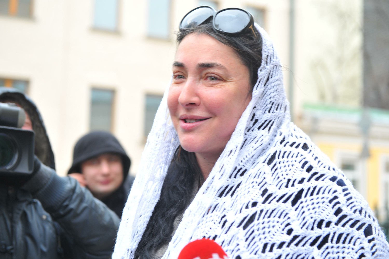 Певица не скрывает, что прибегала к услугам пластических хирургов.