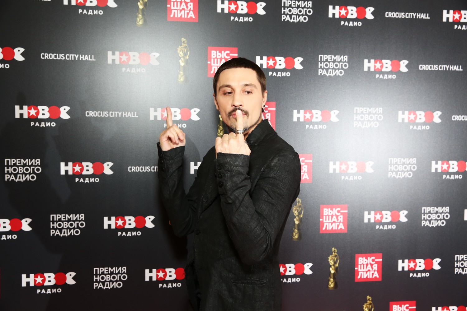 Дмитрий Колдун недавно побывал экзотических краях, но перед тем застраховал свою жизнь.