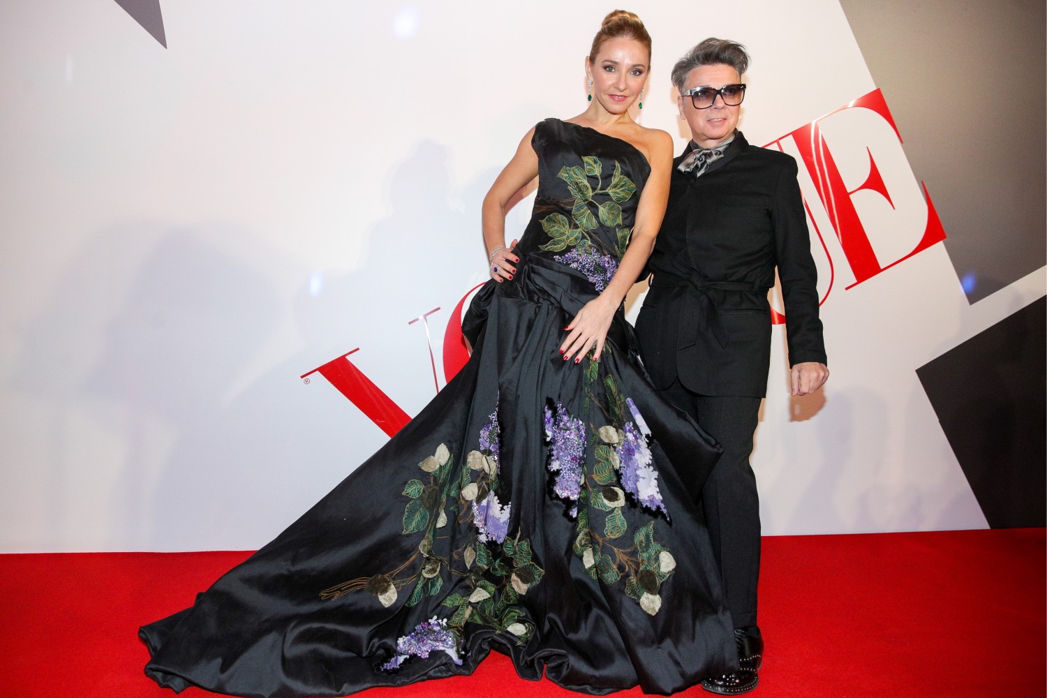 Фигуристка Татьяна Навка и дизайнер Валентин Юдашкин.