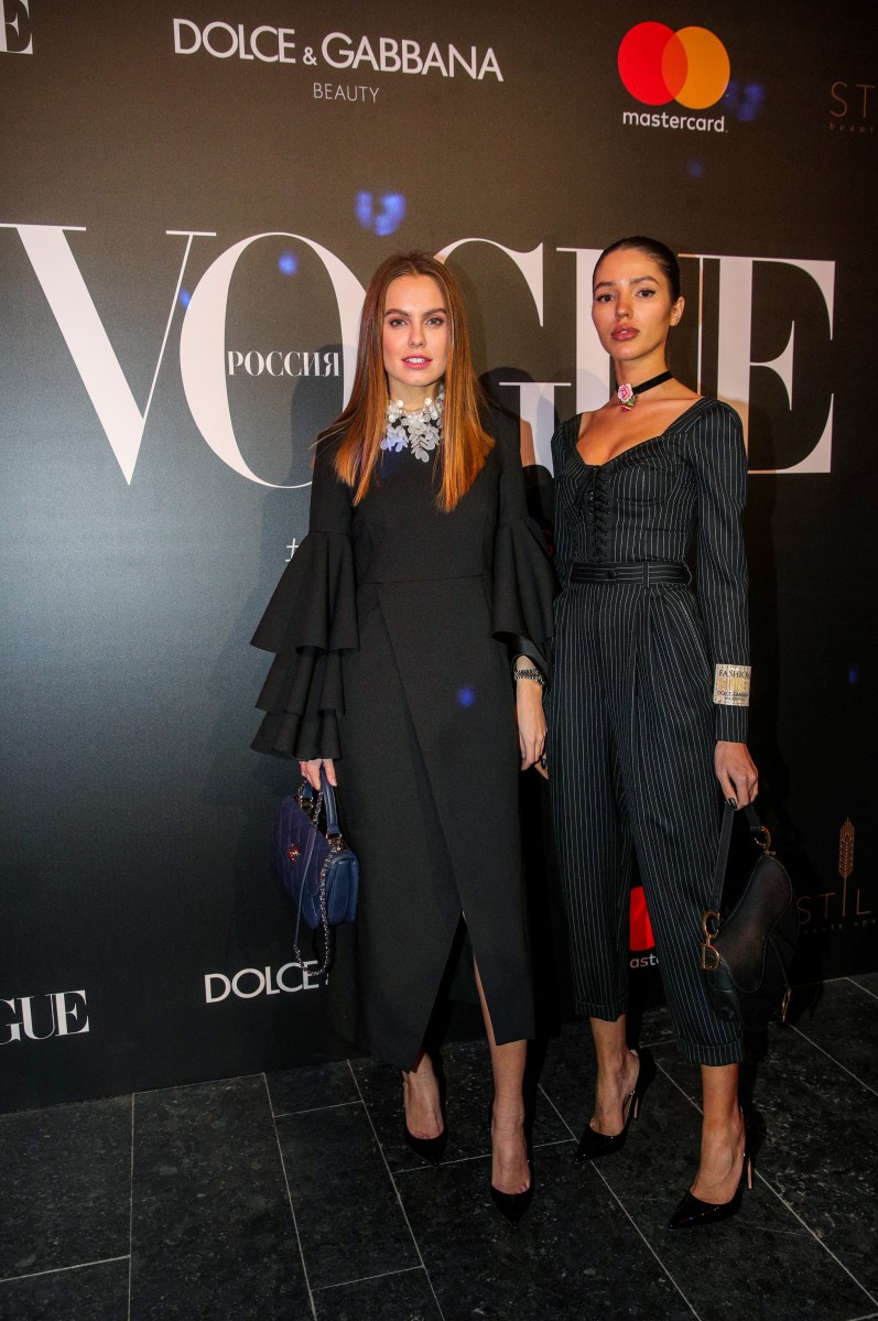 Звезды телепроекта "Холостяк" Дарья Клюкина и Виктория Короткова.