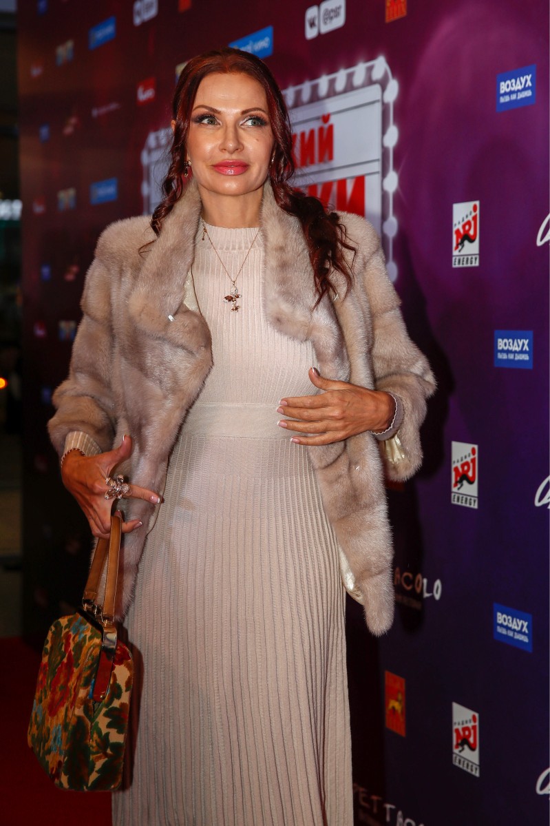 Актриса Эвелина Бледанс.