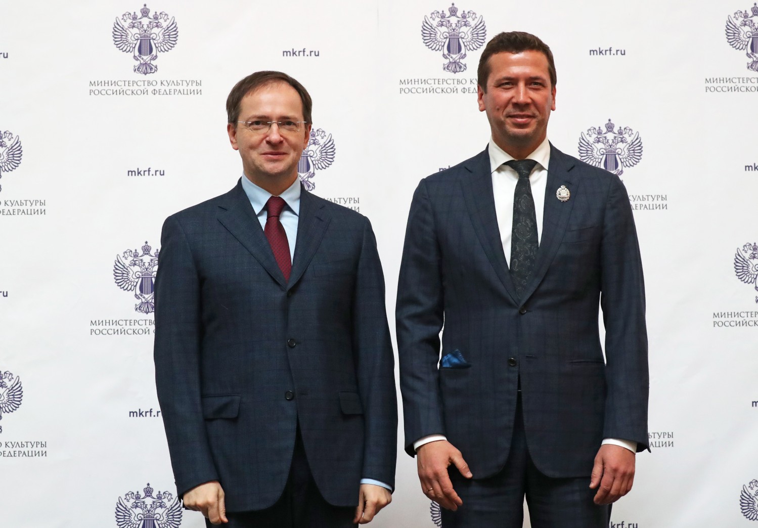 Министр культуры Владимир Мединский и актер Андрей Мерзликин.
