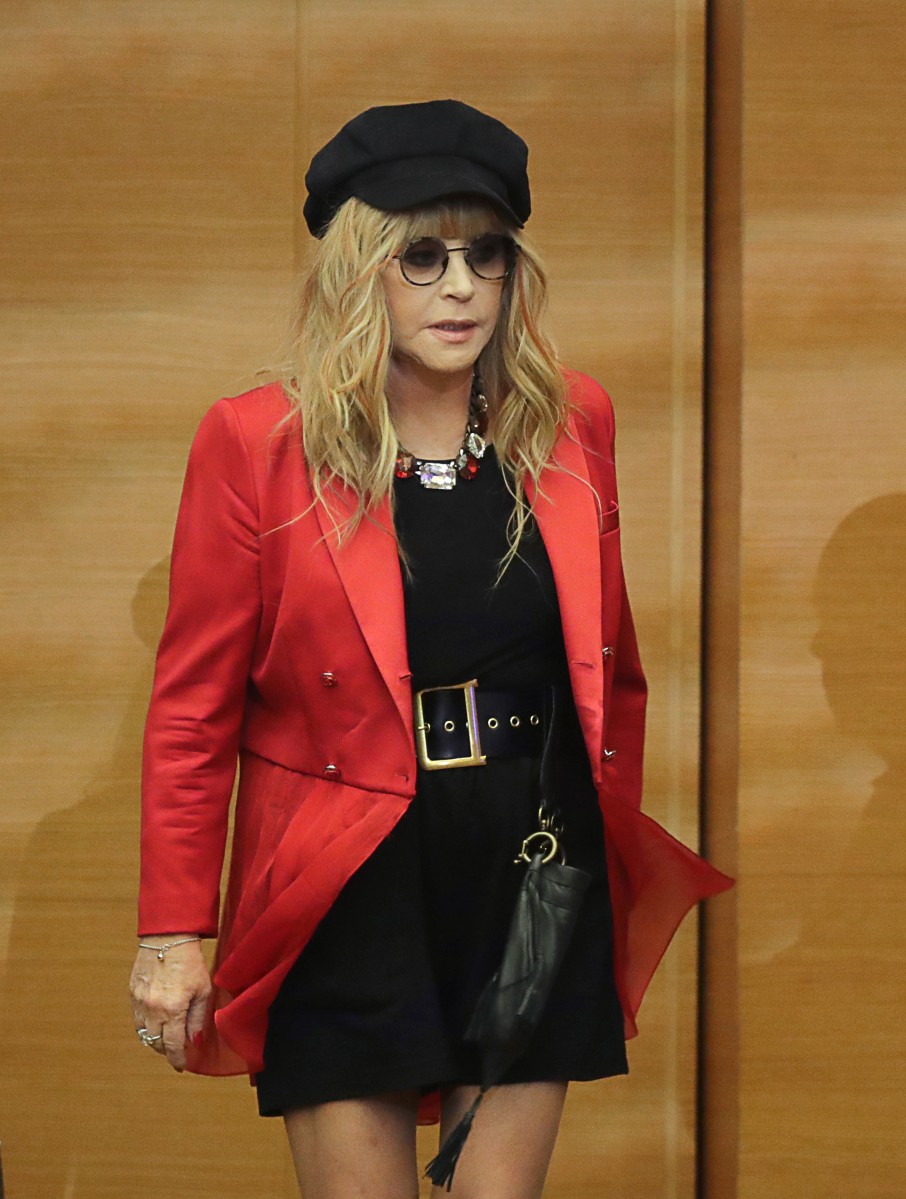 Алла Пугачева.