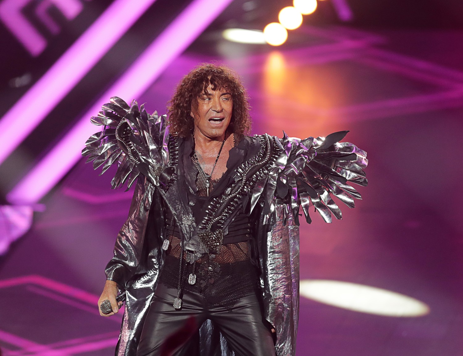 Именинник Валерий Леонтьев.