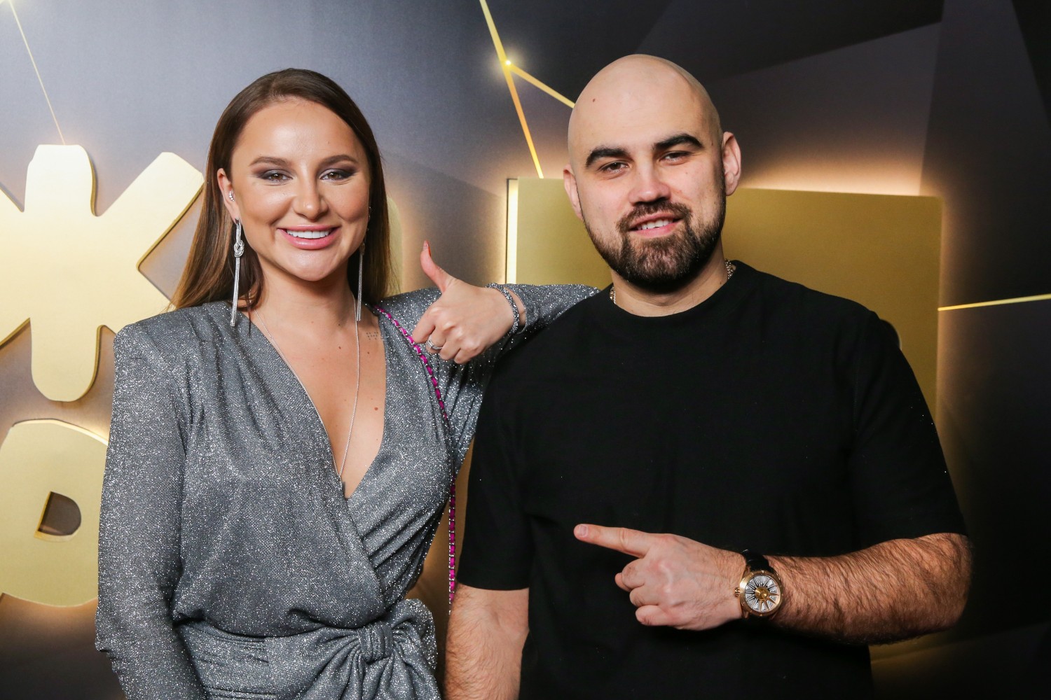 Участники группы Artik & Asti Анна Дзюба и Артем Умрихин.