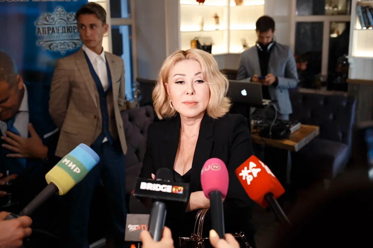 Певица Любовь Успенская.