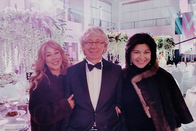 Анита Цой была очень рада видеть чету Укупников