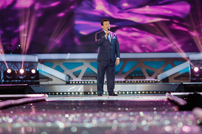 Звания "песня года" удостоился хит Иосифа Кобзона "Доля женская - воля мужская"