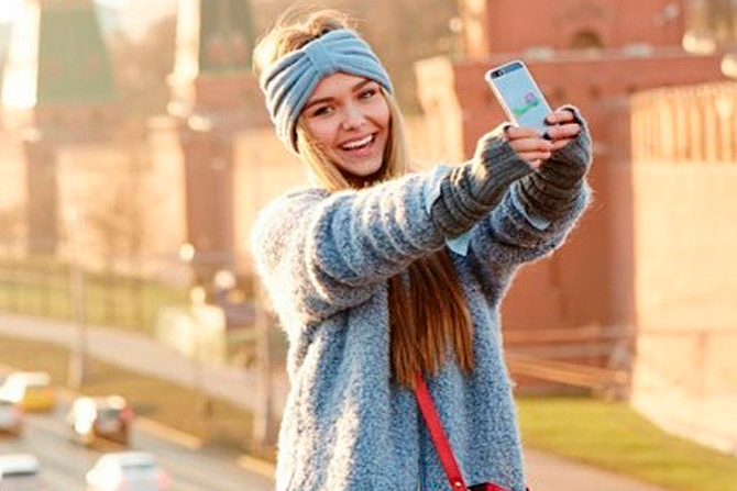 О привлекательной и модной дочке Дмитрия Маликова Стефании в светской хронике пишут не меньше, чем о ее знаменитом отце