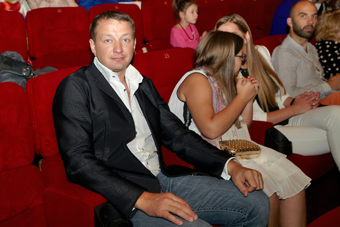 Марат Башаров перед сеансом был сосредоточен и невесел