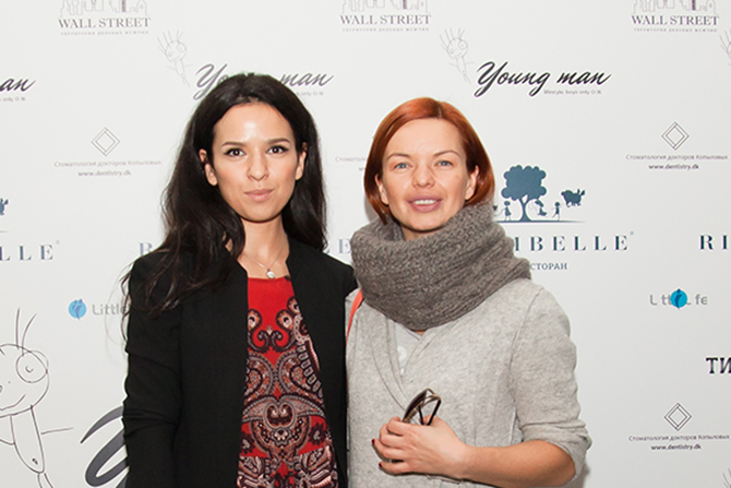 Супруга Тимура Родригеза Анна лично встречала всех гостей, в том числе и актрису Алису Гребенщикову