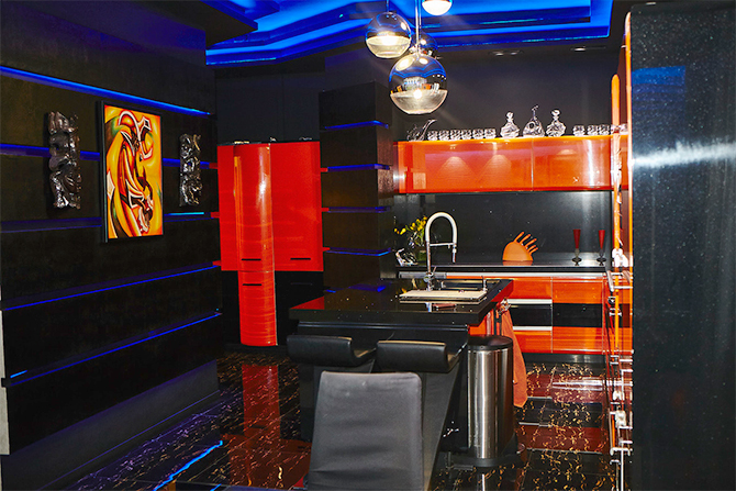 Будоражит воображение футуристичная кухня продюсера