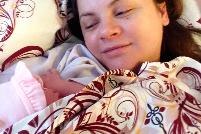 Музыканту Игорю Николаеву родила дочь 33-летняя супруга Юлия Проскурякова