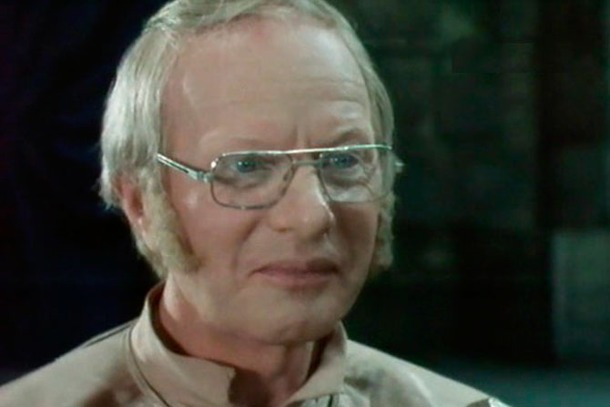 Он выкладывался на 200%, был поглощен своей работой, все время бежал, бежал, никогда не делал поблажек, а если кто-то играл спустя рукава - очень гневался